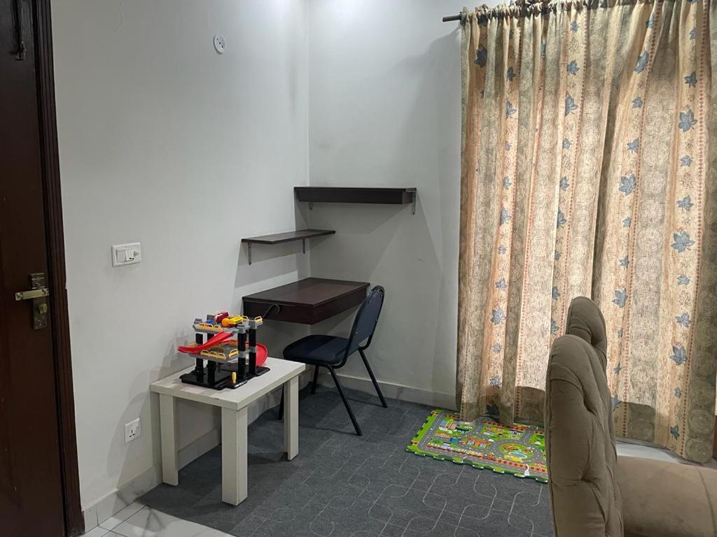 Grey Orchard Homestay - A Family Place Lahore Ngoại thất bức ảnh