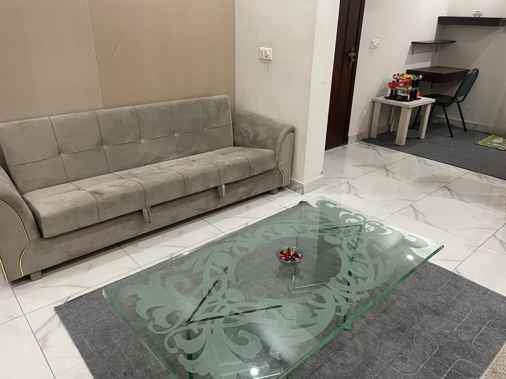 Grey Orchard Homestay - A Family Place Lahore Ngoại thất bức ảnh