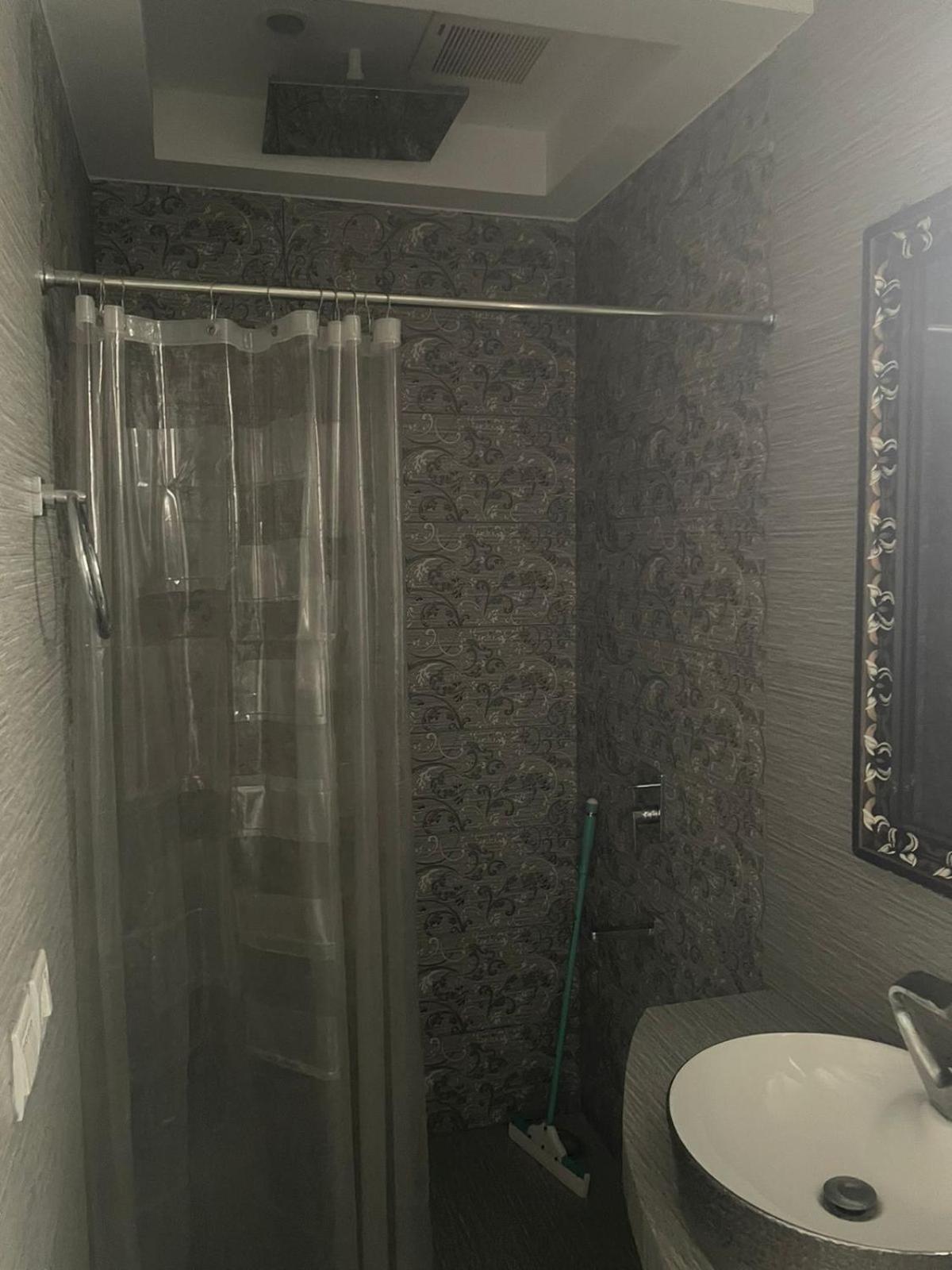 Grey Orchard Homestay - A Family Place Lahore Ngoại thất bức ảnh